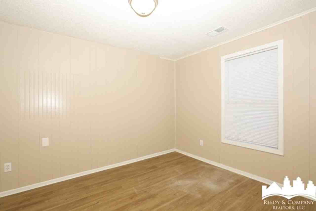 4046 New Willow Rd - Photo 7 of 22