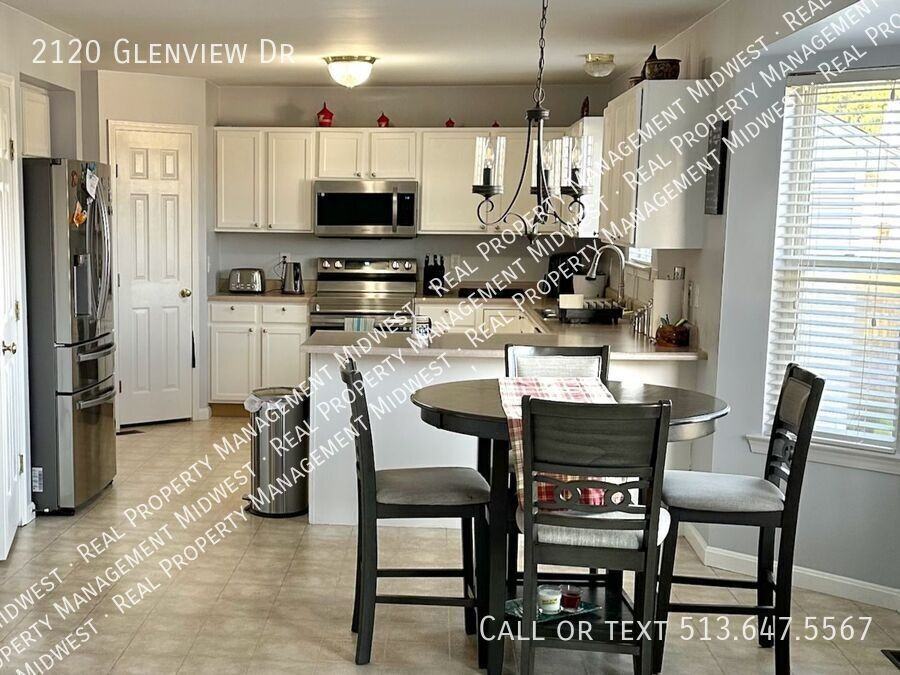 2120 Glenview Dr - Photo 3 of 27