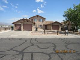 featured image of 2469 Armour Ave