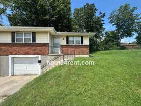 4344 Parallel Pkwy - Photo 1 of 1