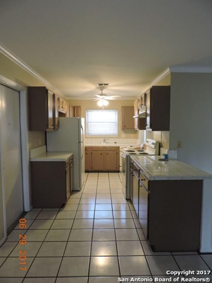 5319 Fair Ridge Dr - Photo 3 of 6