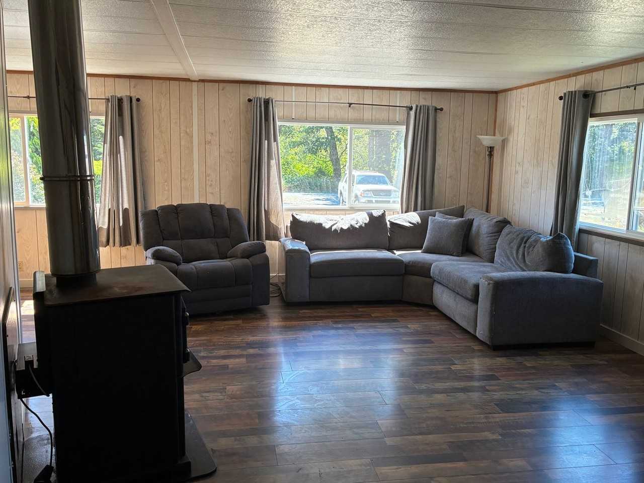 36041 Ohara Rd - Photo 2 of 8