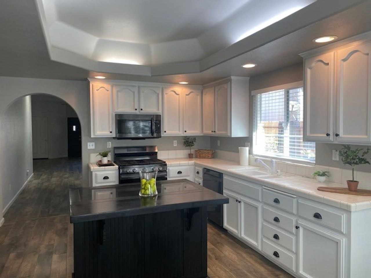 116 Samantha Way - Photo 2 of 13