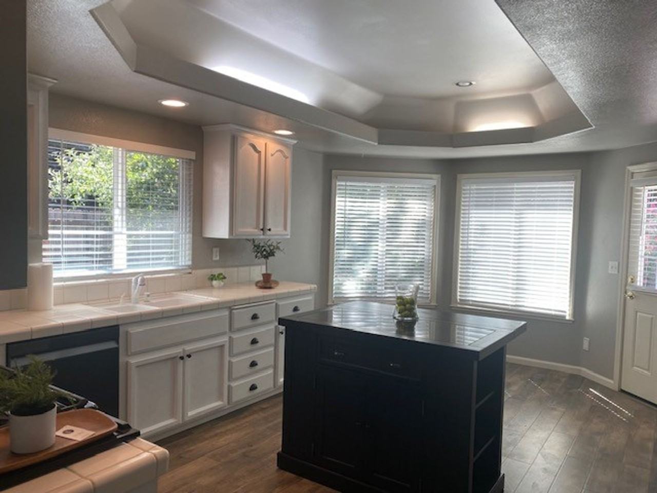 116 Samantha Way - Photo 3 of 13