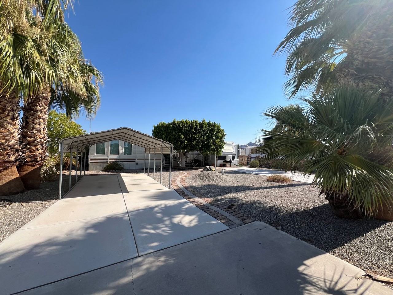 13478 E 47th Ln - Photo 2 of 34