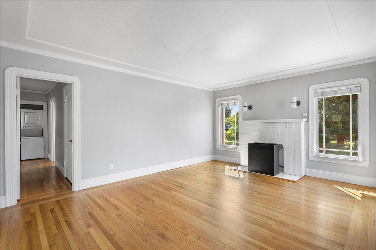 5020 Shafter Ave - Photo 3 of 18