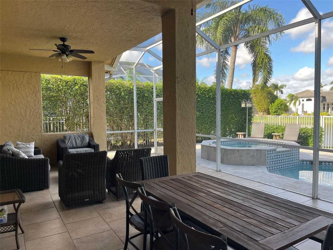 20252 Ocean Key Dr - Photo 2 of 14