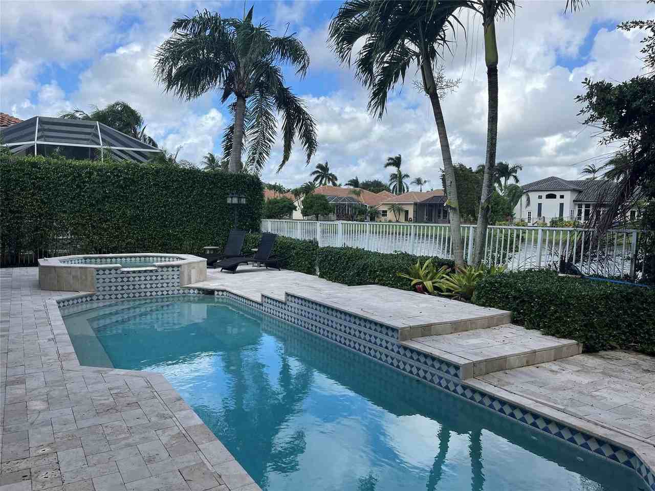 20252 Ocean Key Dr - Photo 3 of 14