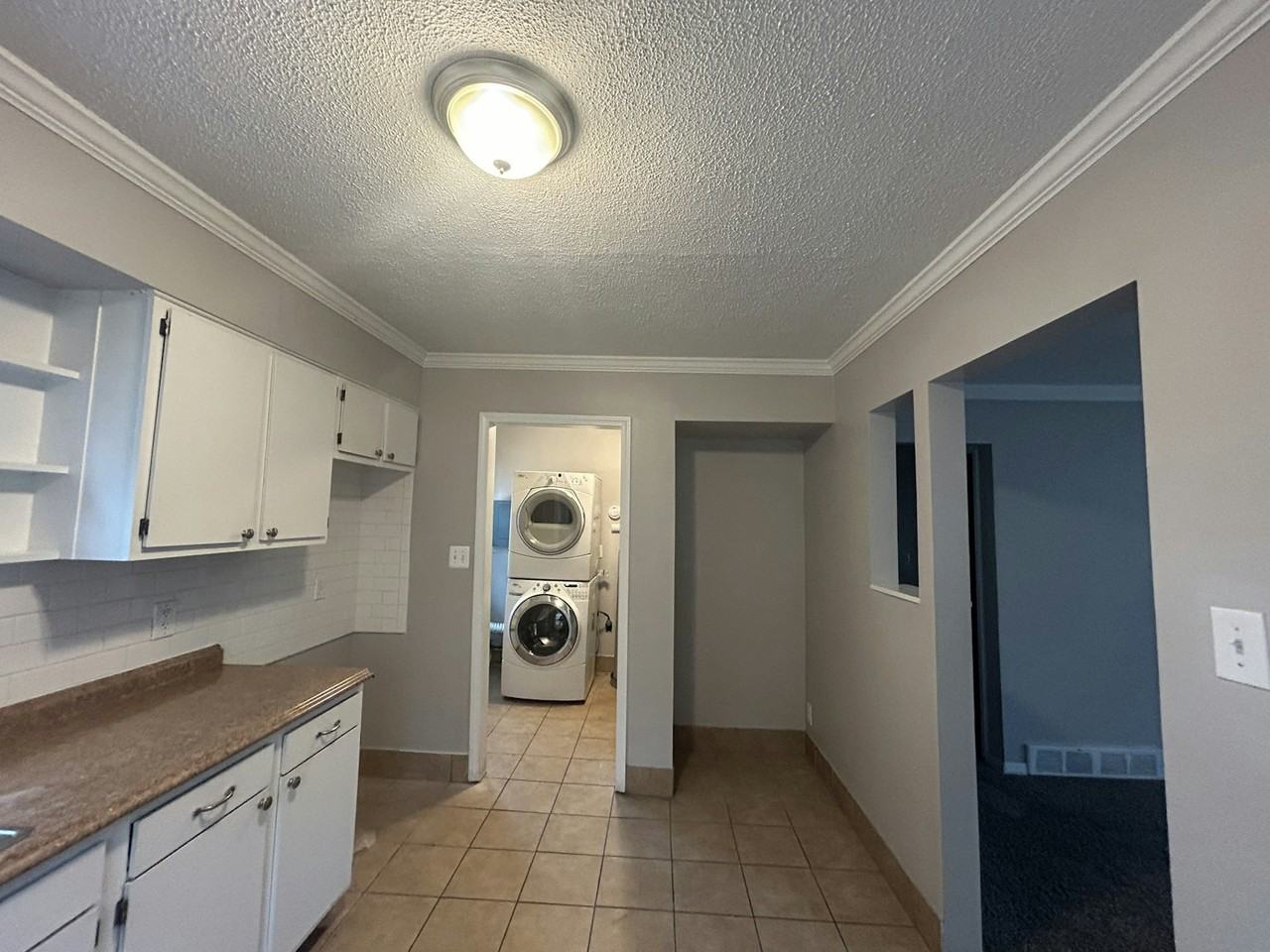 15755 Woodbine Avenue - Photo 3 of 13