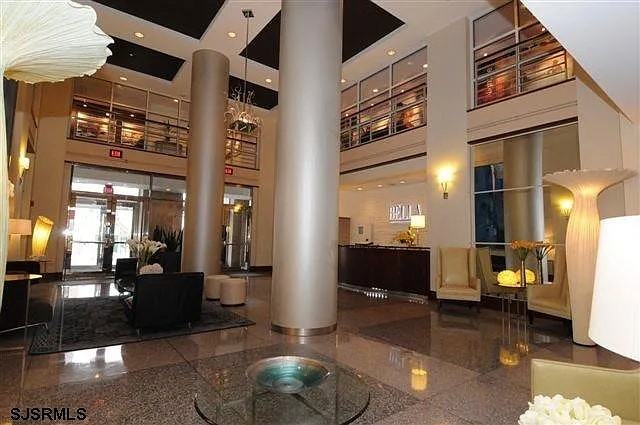 526 Pacific Avenue, Unit 1607 - Photo 4 of 7