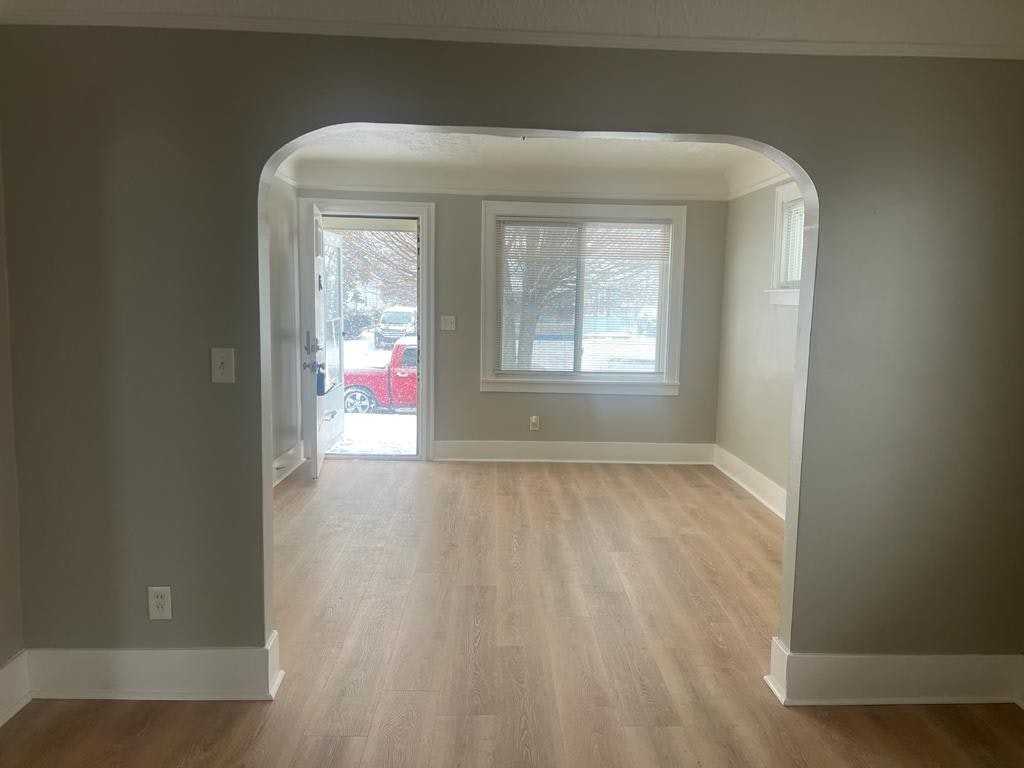 1314 Empire Avenue - Photo 2 of 27