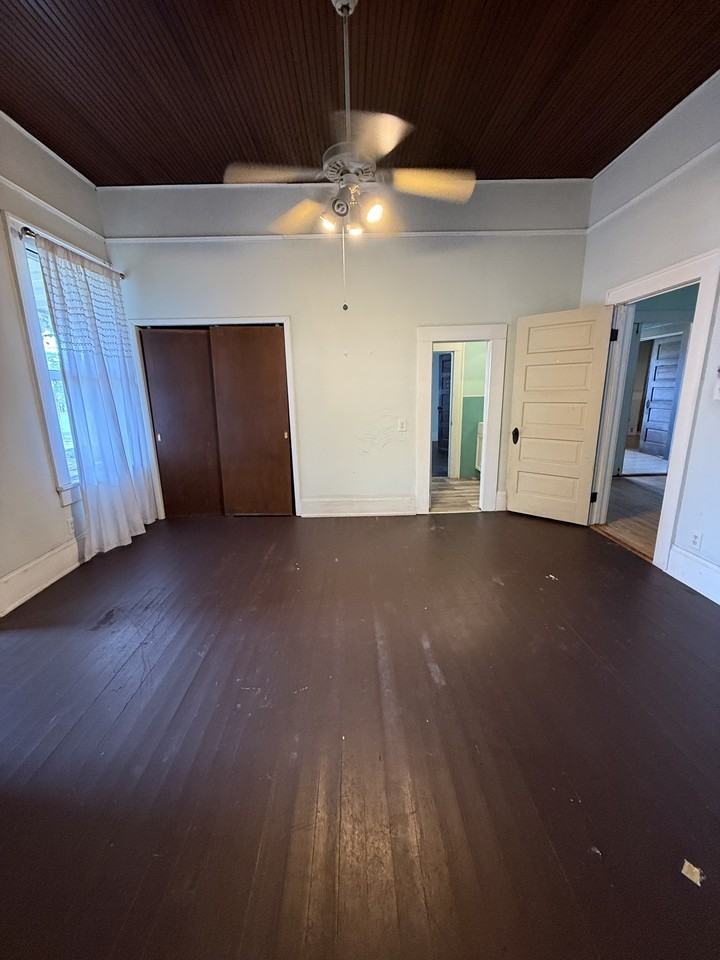 208 Magnolia Street - Photo 3 of 19