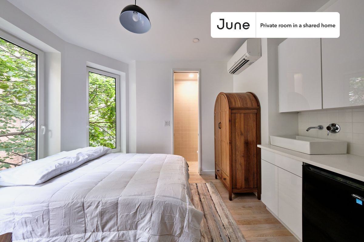 624 E 17th St #D - Photo 6 of 20