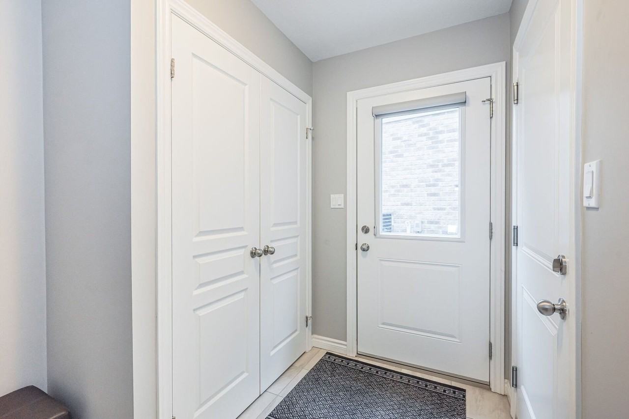 90 Starwood Dr - Photo 3 of 19