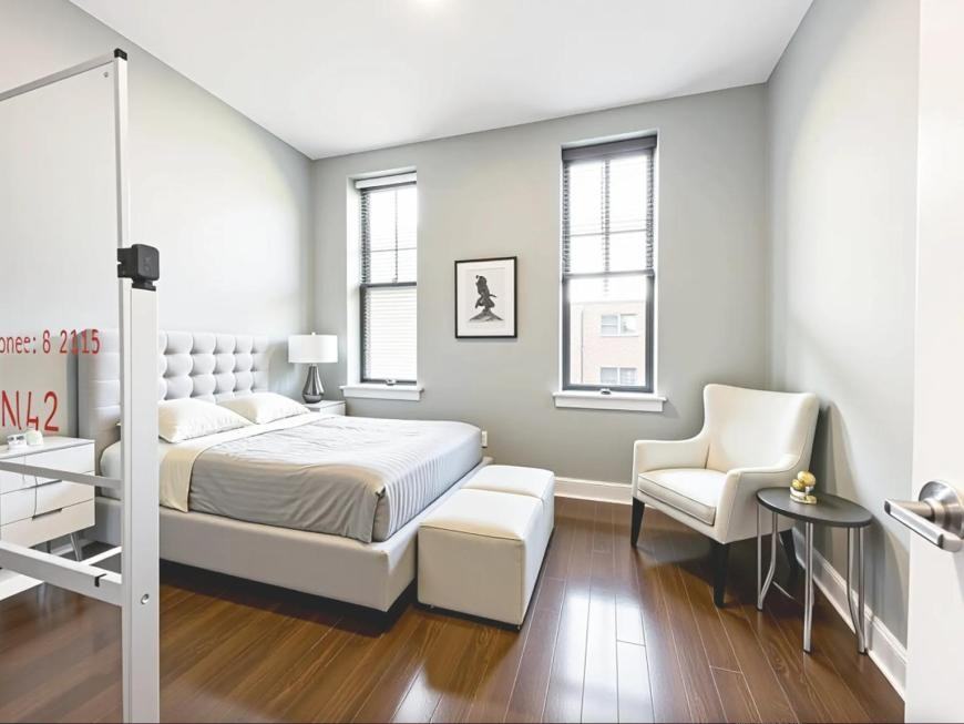 733 Dekalb Avenue - Photo 3 of 5