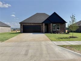 featured image of 429 W Gosling Islw Rd