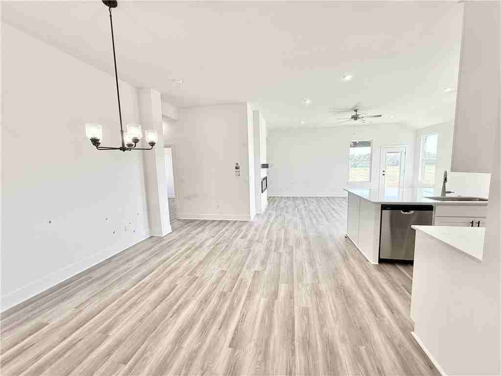 429 W Gosling Islw Rd - Photo 4 of 7