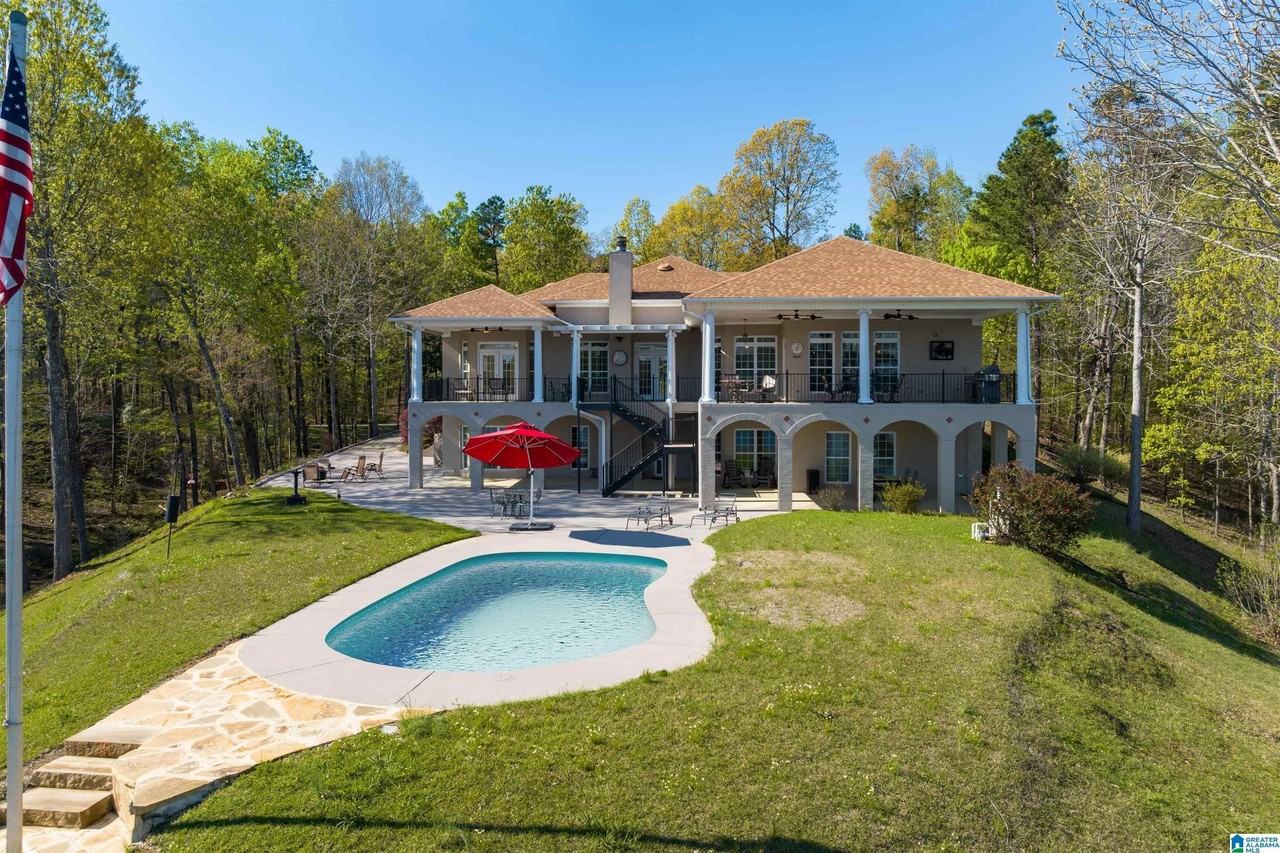 89 Hall Cir - Photo 2 of 50