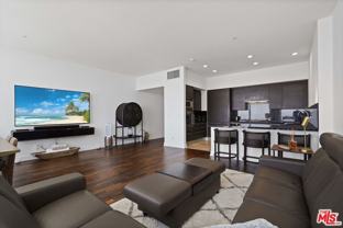 900 W Olympic Blvd #39D - Photo 1 of 1