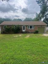 2501 Emily Ln - Photo 1 of 1
