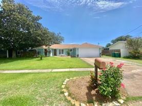 303 Primrose Cir - Photo 1 of 1