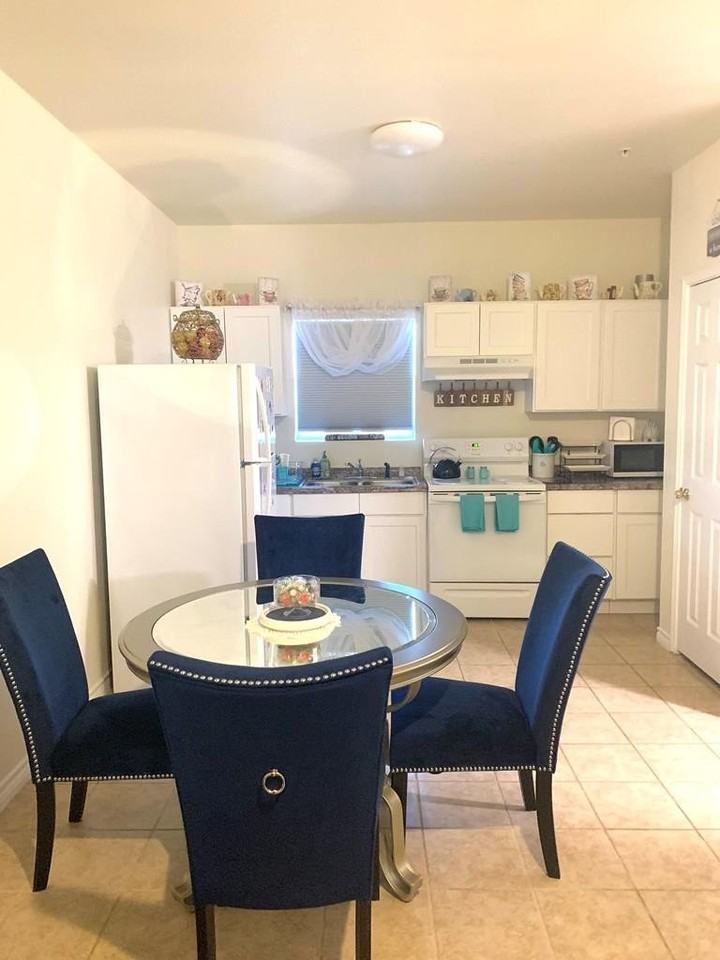 391 Riverside Dr - Photo 3 of 13