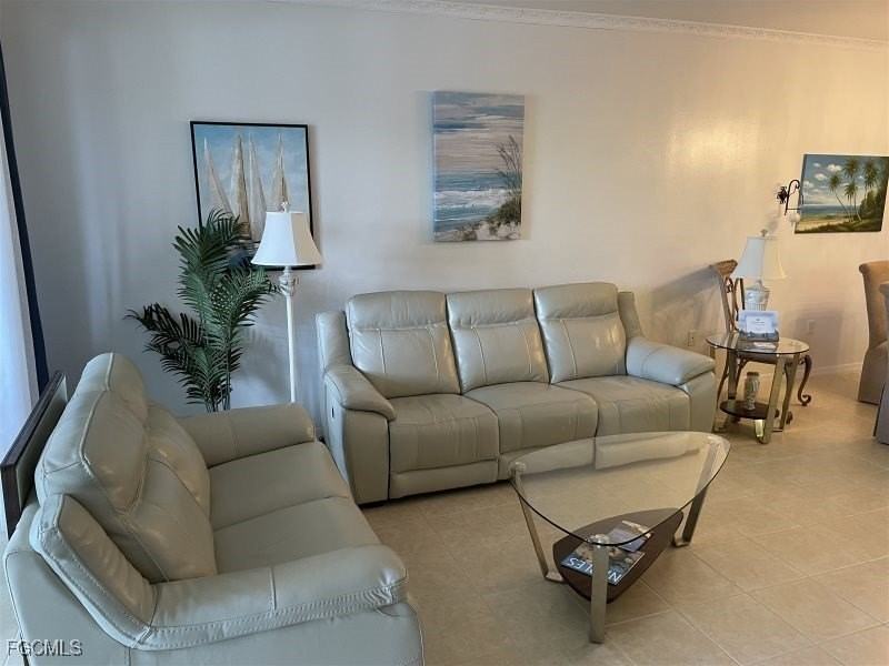 10028 Colonial Country Club Boulevard - Photo 4 of 21