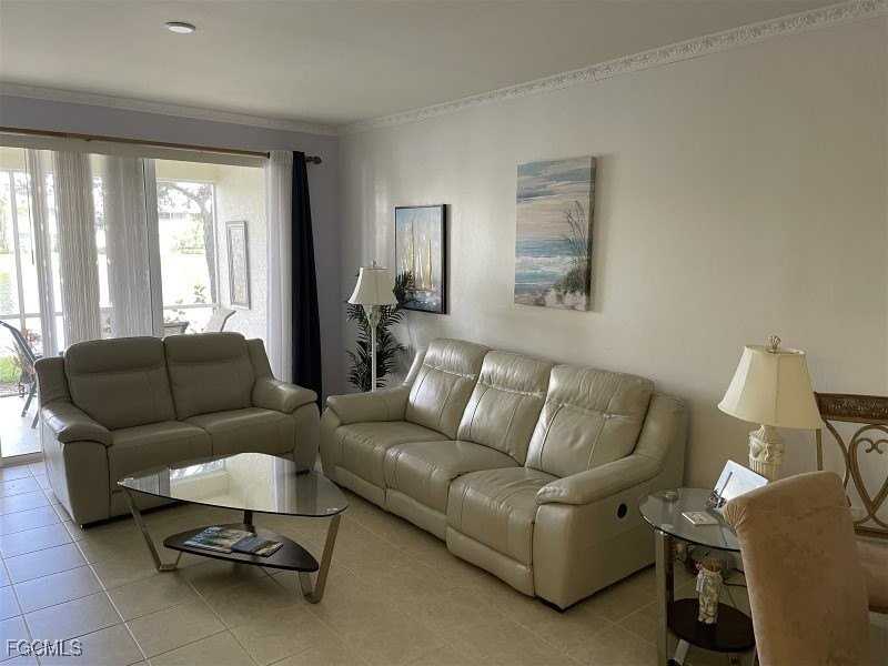 10028 Colonial Country Club Boulevard - Photo 5 of 21