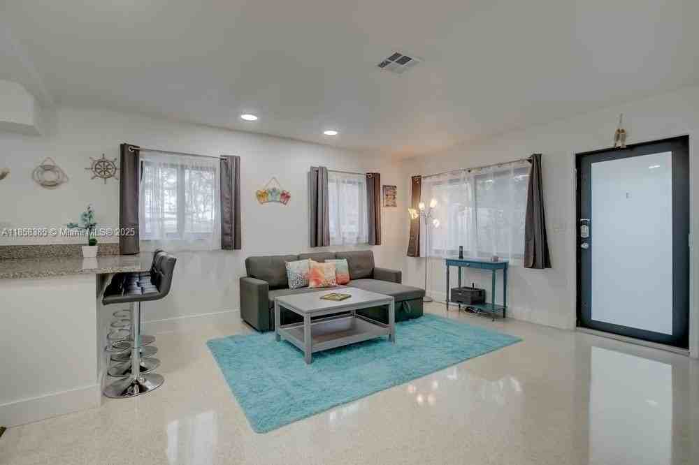 1700 Southwest 20th Street #A - Photo 3 of 39