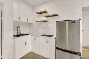 8330 Sw 41st St #1 - Photo 1 of 1