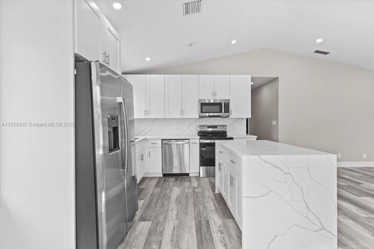 6120 Southwest 63rd Street - Photo 2 of 27