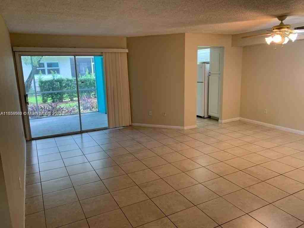 2641 Se 20th Ct #107C - Photo 6 of 9