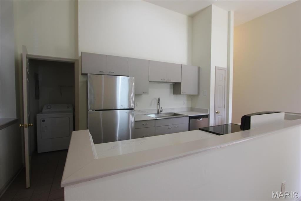 3904 Shenandoah Avenue - Photo 7 of 15