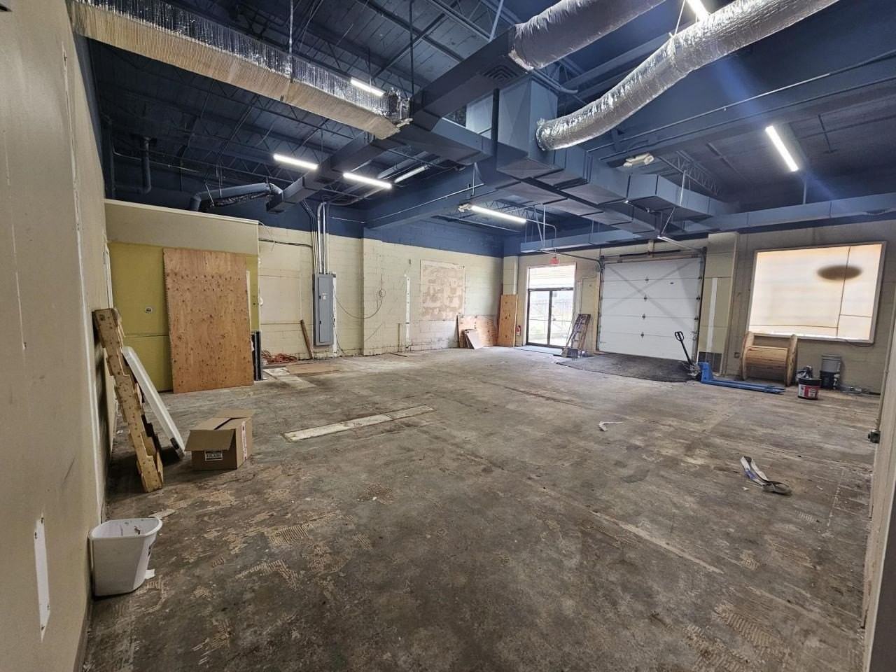 141 Winchester St - Photo 3 of 12