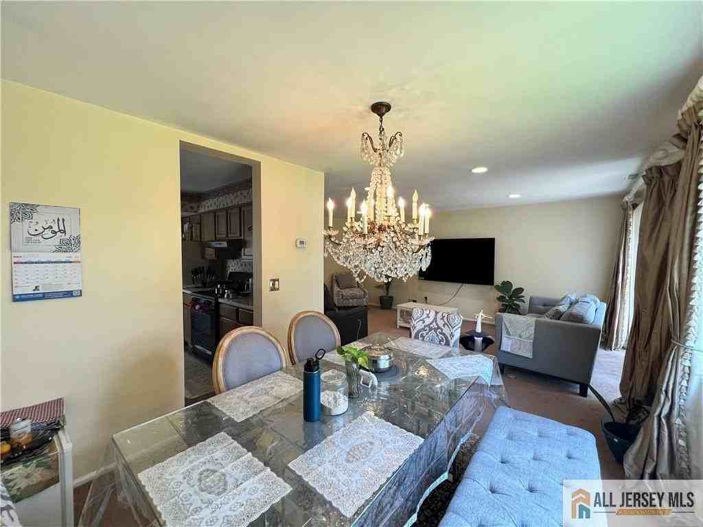 15 Jeffrey Cir - Photo 7 of 25