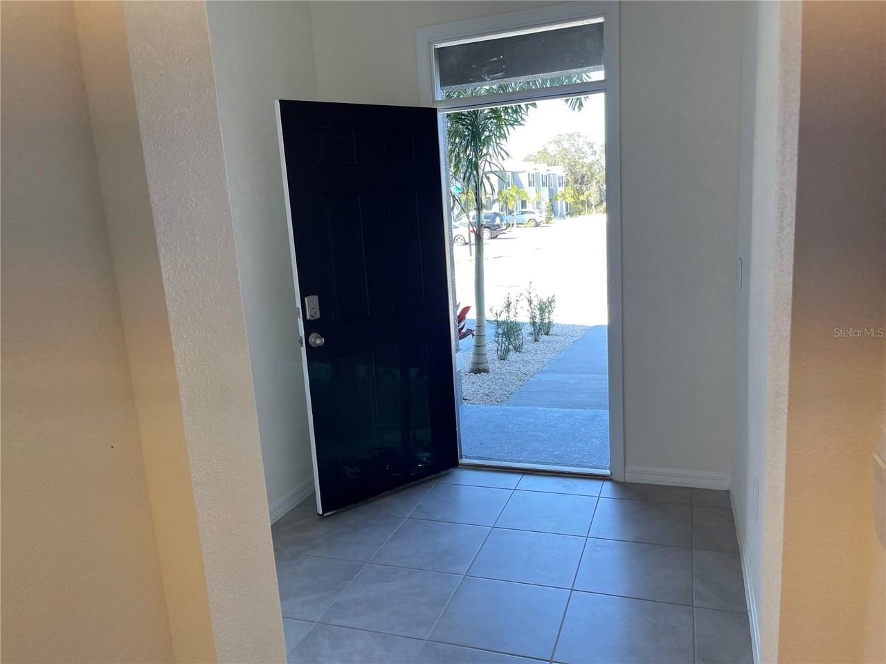 8708 Milestone Dr - Photo 4 of 37