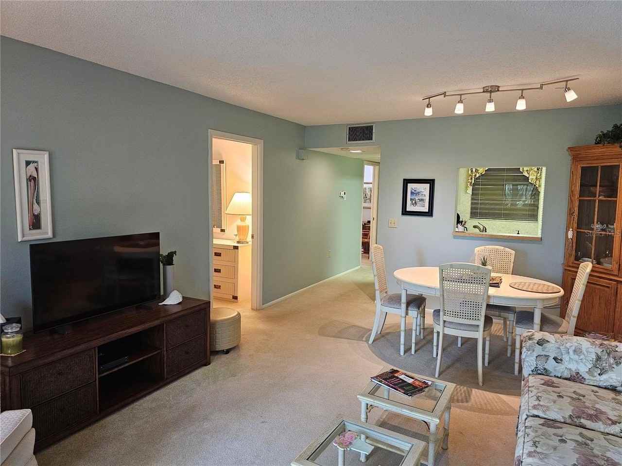 586 Lakeside Dr #586 - Photo 5 of 26