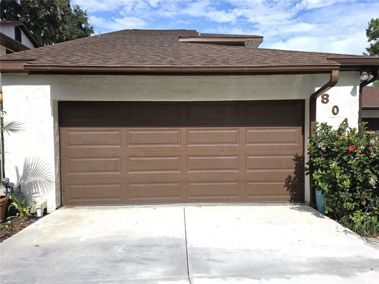 804 Palm Harbor Ct - Photo 3 of 28