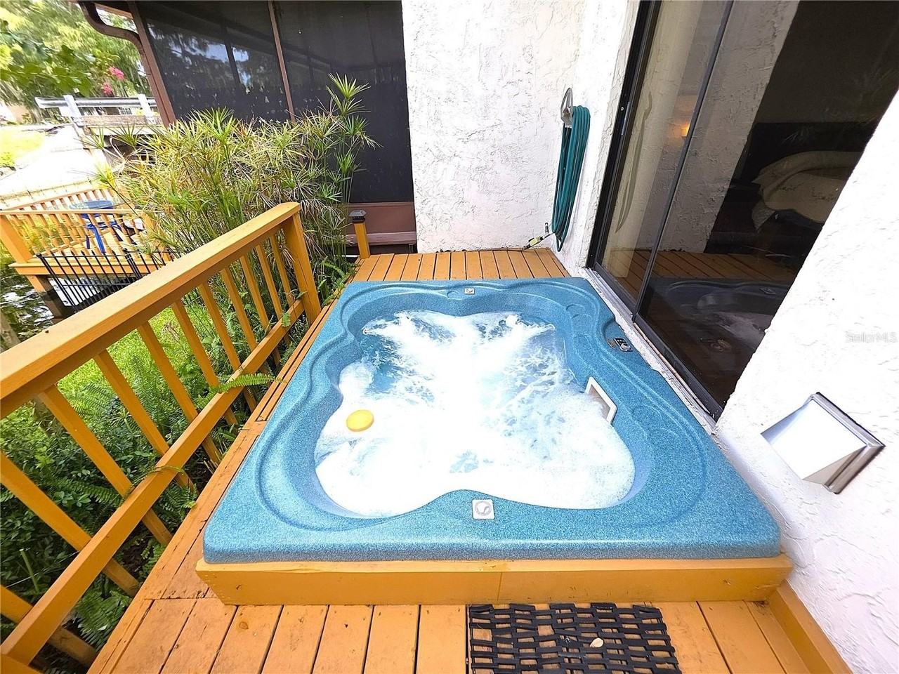 804 Palm Harbor Ct - Photo 4 of 28