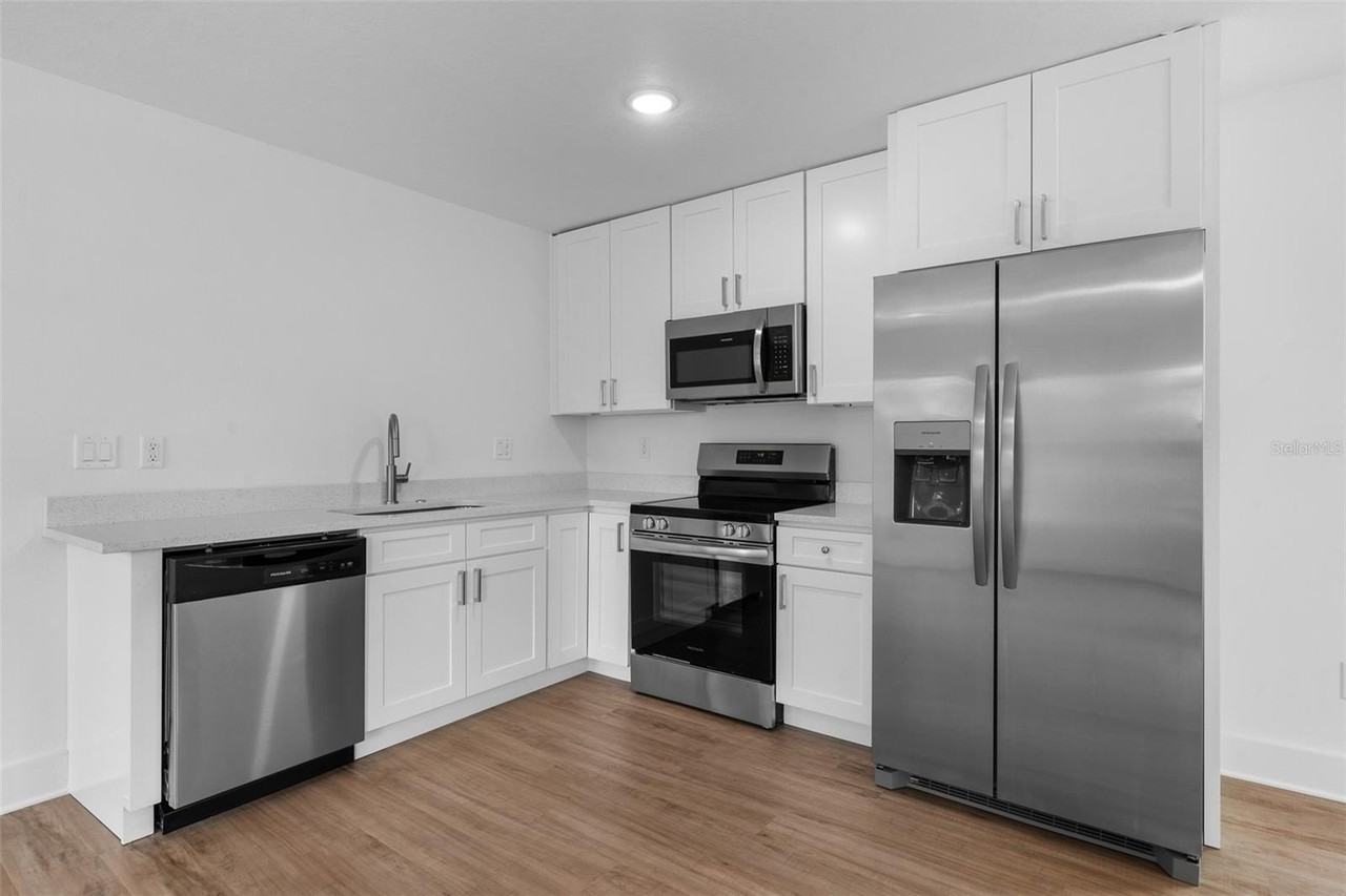 505 43rd St S #5051-2 - Photo 4 of 20