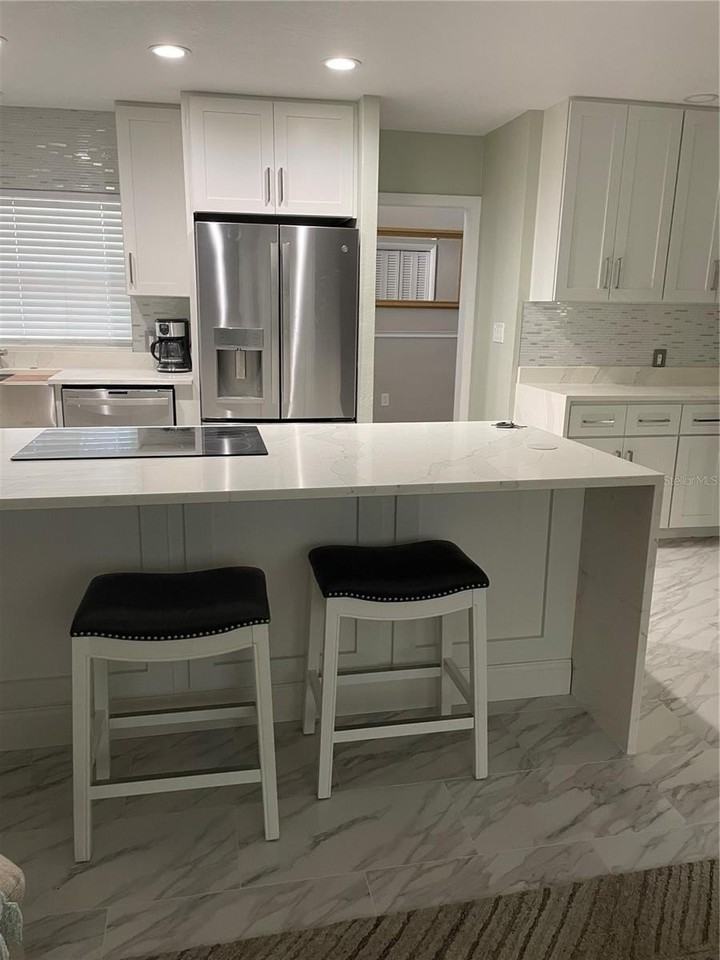 409 4th Avenue North - Photo 2 of 20