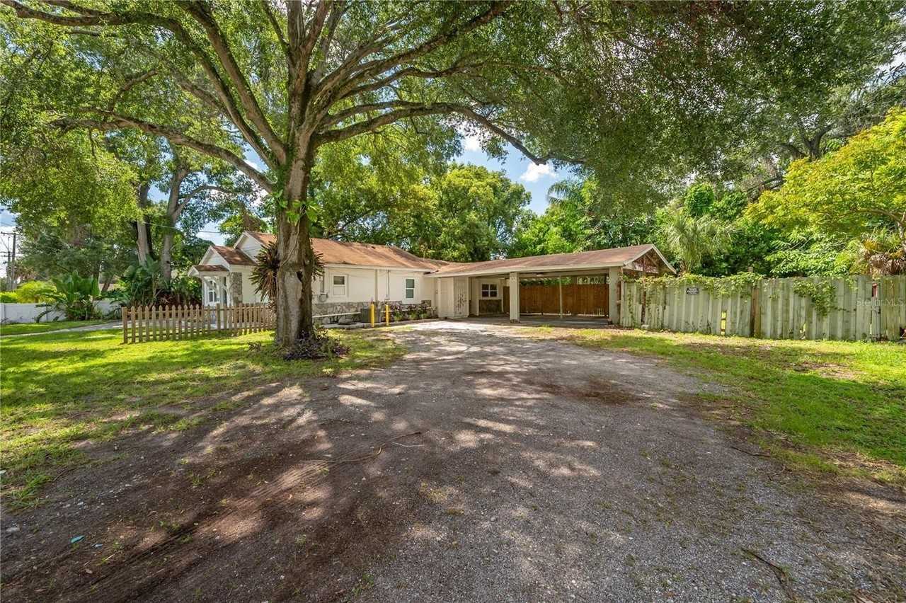 2307 East Osborne Avenue #102