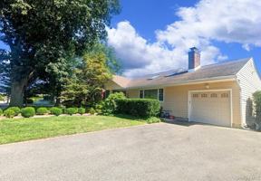 featured image of 48 Bayberry Ave