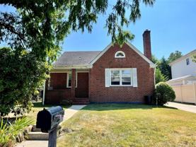 10 Bowne St - Photo 1 of 1