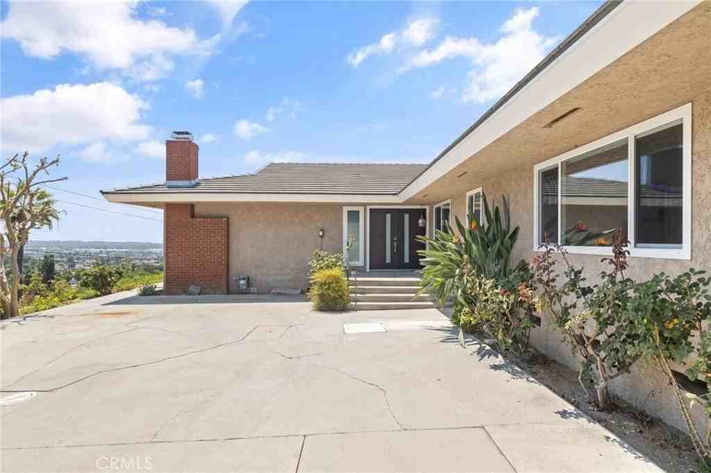 1281 Mayapan Rd - Photo 4 of 50