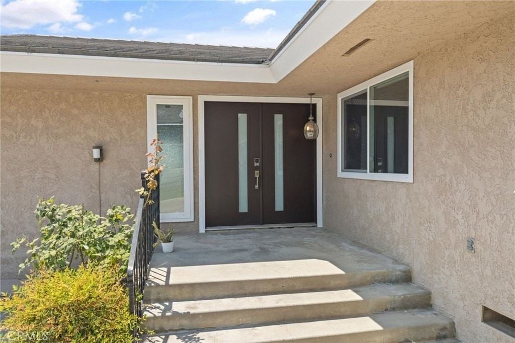 1281 Mayapan Rd - Photo 5 of 50