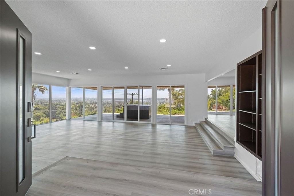 1281 Mayapan Rd - Photo 6 of 50