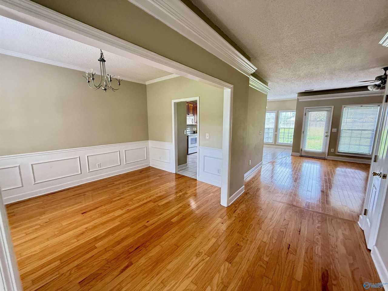 108 N Star Dr - Photo 2 of 14