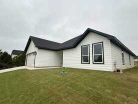 2215 Beverly Dr - Photo 1 of 1