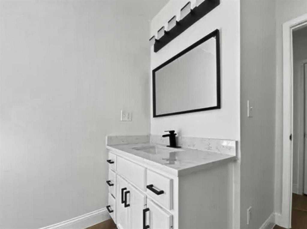 529 Celtic Rd - Photo 7 of 16